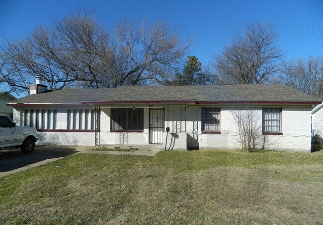 Building Photo - COMING SOON! Brick 3-Bed, 2-Bath with Fenced Yard & Burglar Bars