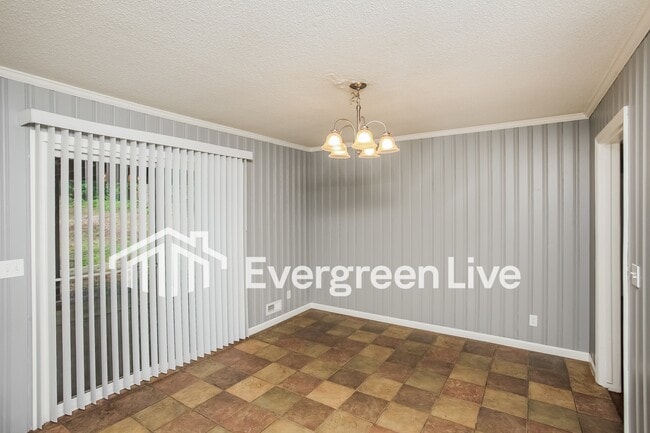 Building Photo - 1454 Fork Ave