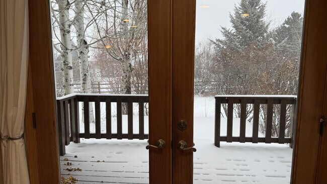 Building Photo - 3003 Oliver St