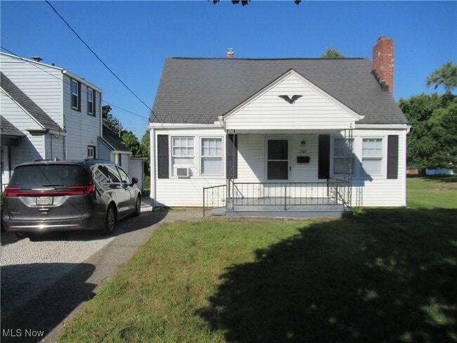 Primary Photo - 788 Mc Kinley Ave