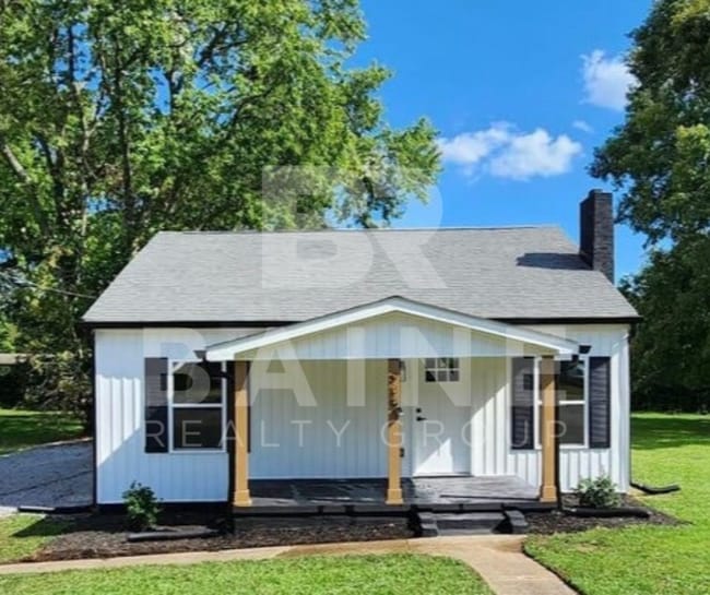 Primary Photo - 938 Avenue A