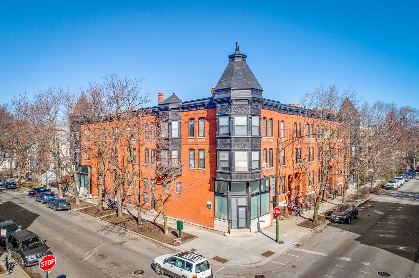 Building Photo - 1214 W Wrightwood Ave