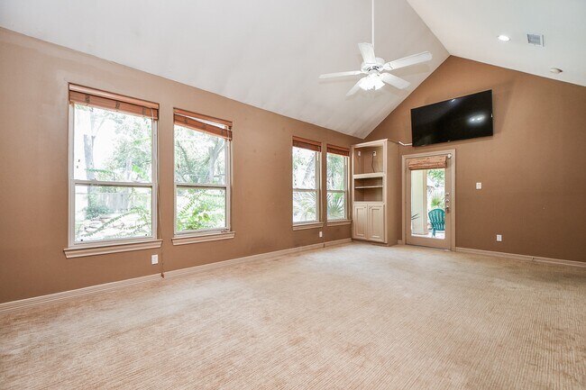 Building Photo - 1240 Bingle Rd