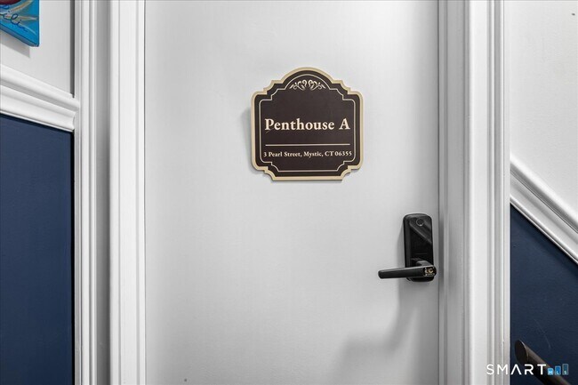 Building Photo - 3 Pearl St