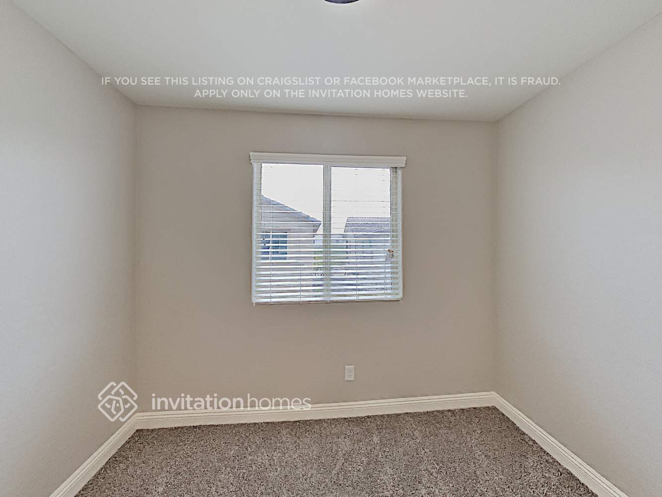 Building Photo - 1646 N 208th Ave