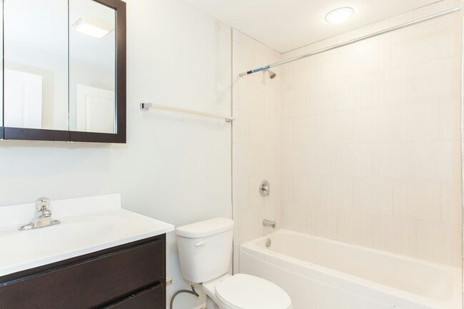 Building Photo - 2922 1/2 West Logan Boulevard, Chicago, IL...