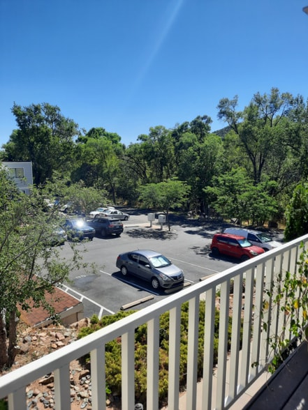 Building Photo - 333 W Leroux St