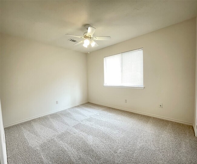 Building Photo - 12943 Lemur Ln