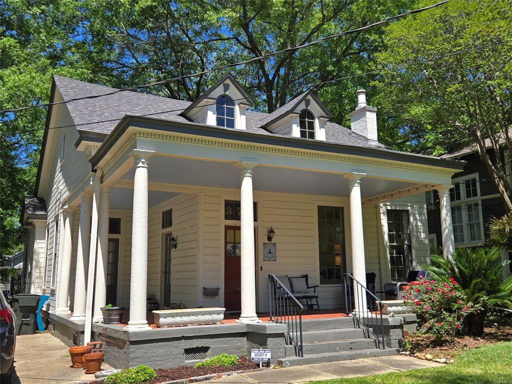 Building Photo - 379 Felder Ave