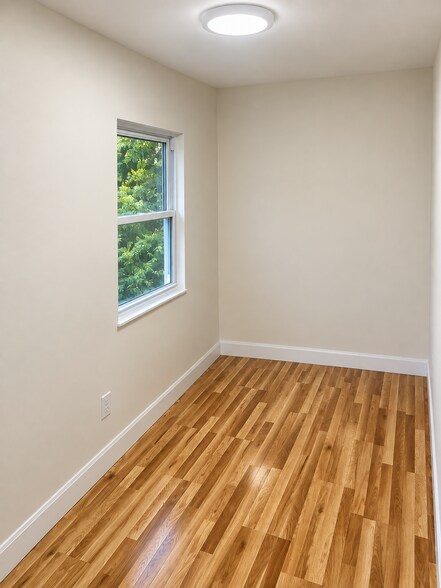 3RD BEDROOM - 180 Chestnut St
