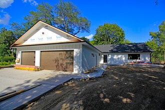 Building Photo - N7788 Asta Dr