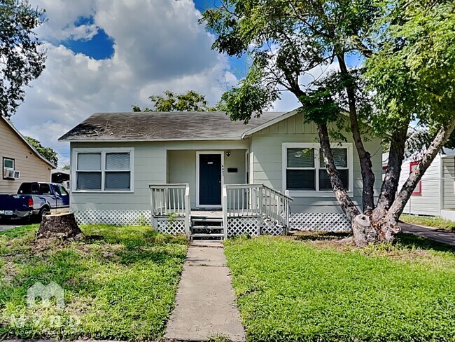 Building Photo - 4421 Cherry