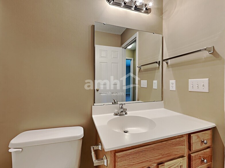 Building Photo - 132 Wildberry Ln