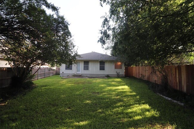 Building Photo - 2820 Single Trace Ct