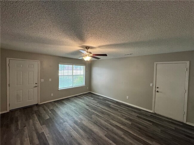 Building Photo - 4420 W Franciscan Trail