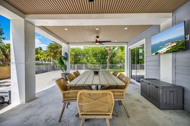 Building Photo - 129 Nautilus Dr