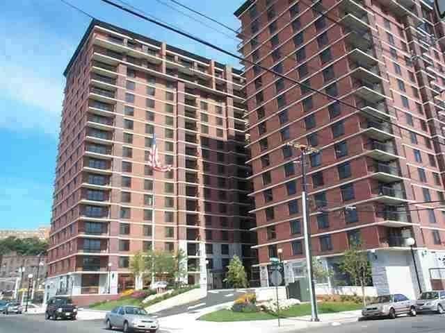 Building Photo - 759 2nd St