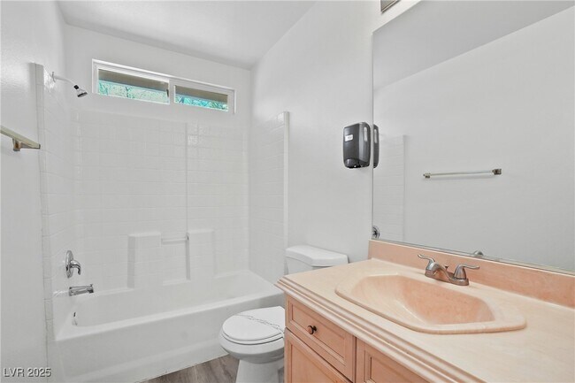 Building Photo - 8473 Birthstone Ave
