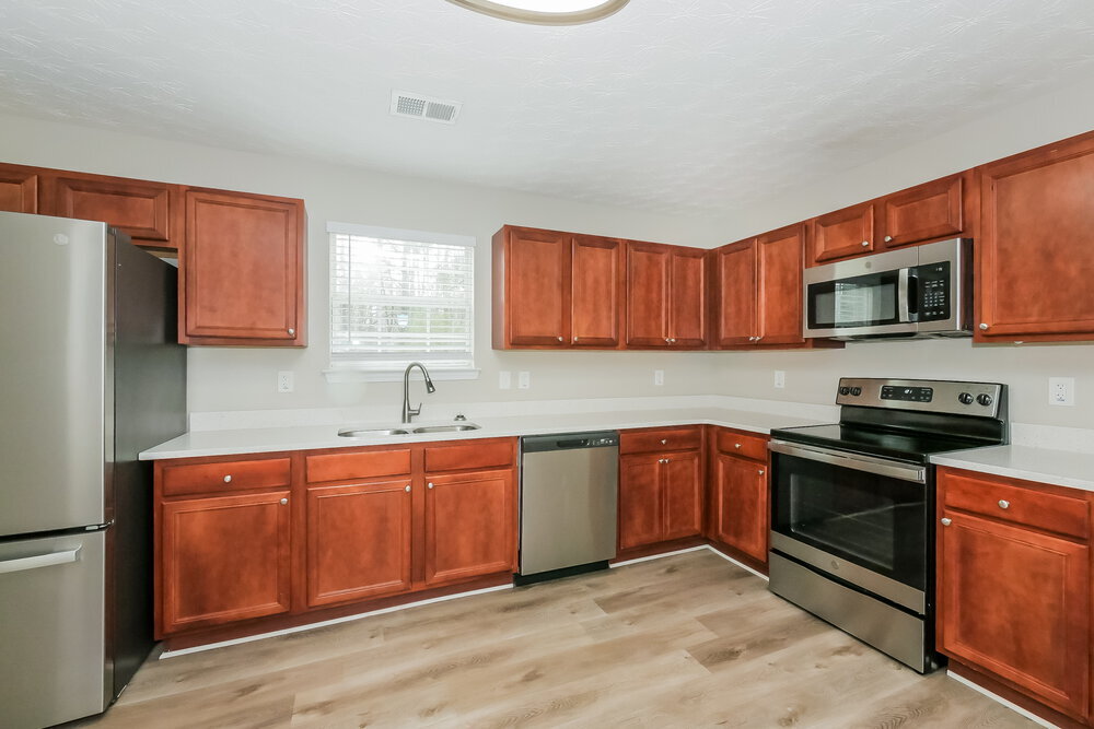 Building Photo - 1405 St Teresa Ct