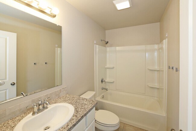 Building Photo - 7205 Athens St