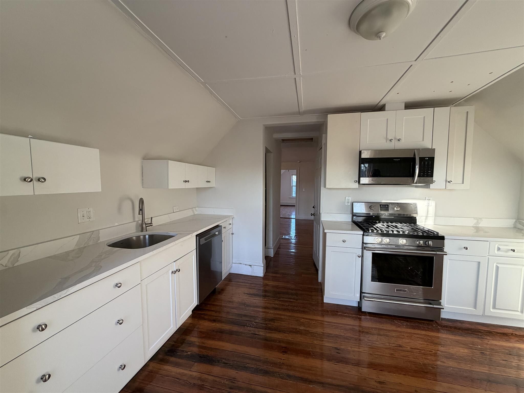 Building Photo - 97 Morrison Ave