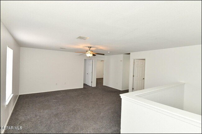 Building Photo - 1591 Hartsdale Dr