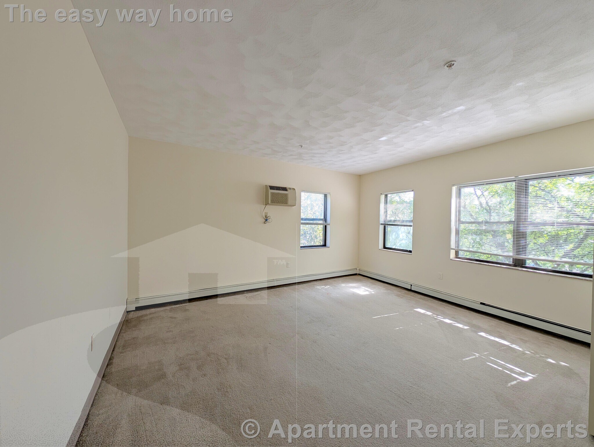 Building Photo - 373 Highland Ave