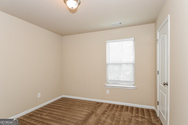 Building Photo - 3350 Sardis Bend Dr