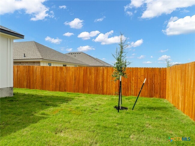 Building Photo - 5109 Rose Petal Ct