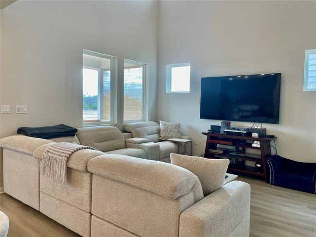 Building Photo - 232 Denali Wy