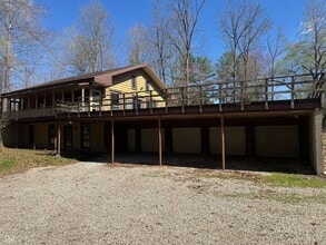 Building Photo - 1365 W Stones Crossing Rd