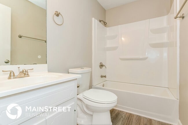 Building Photo - 17 Juliana Ct