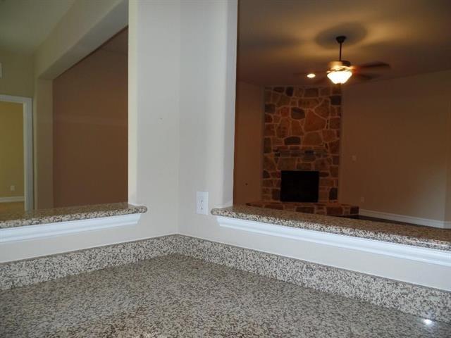 Building Photo - 1043 Enchanted Rock Dr