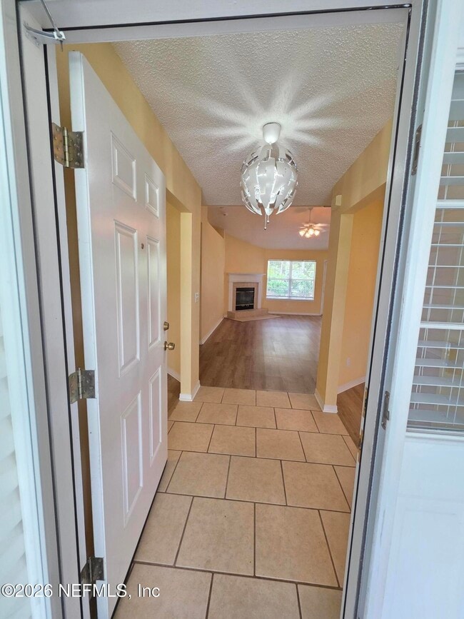 Building Photo - 1589 Guardian Ct