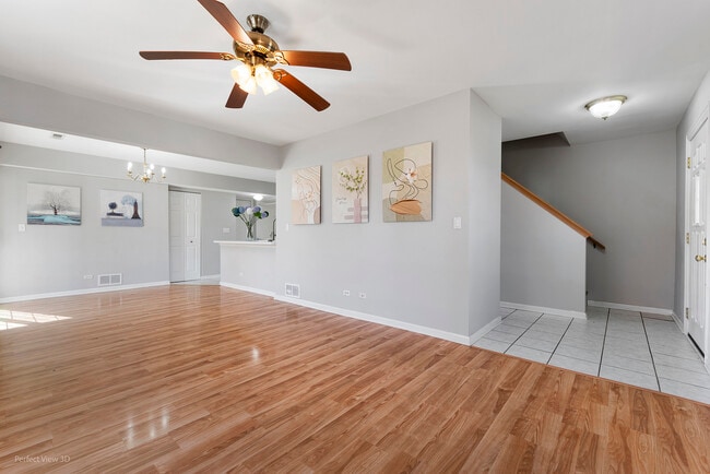 Building Photo - 1093 Symphony Dr