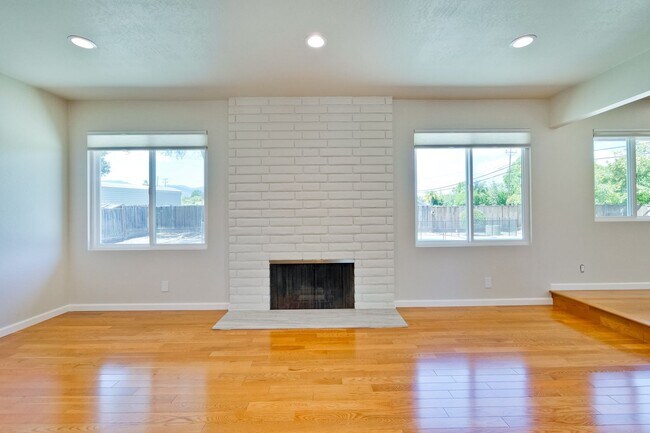 Building Photo - Gorgeous Newly Remodeled Saratoga Golden T...