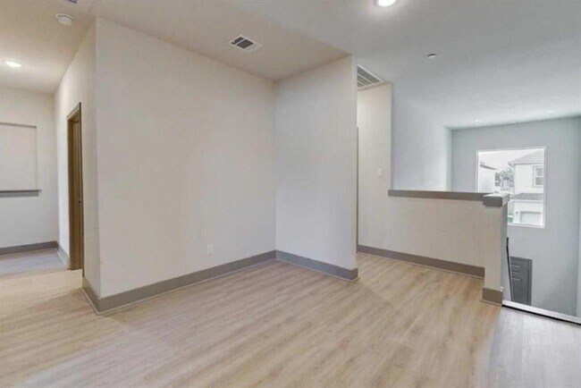 Building Photo - 18620 Louetta Creek Dr
