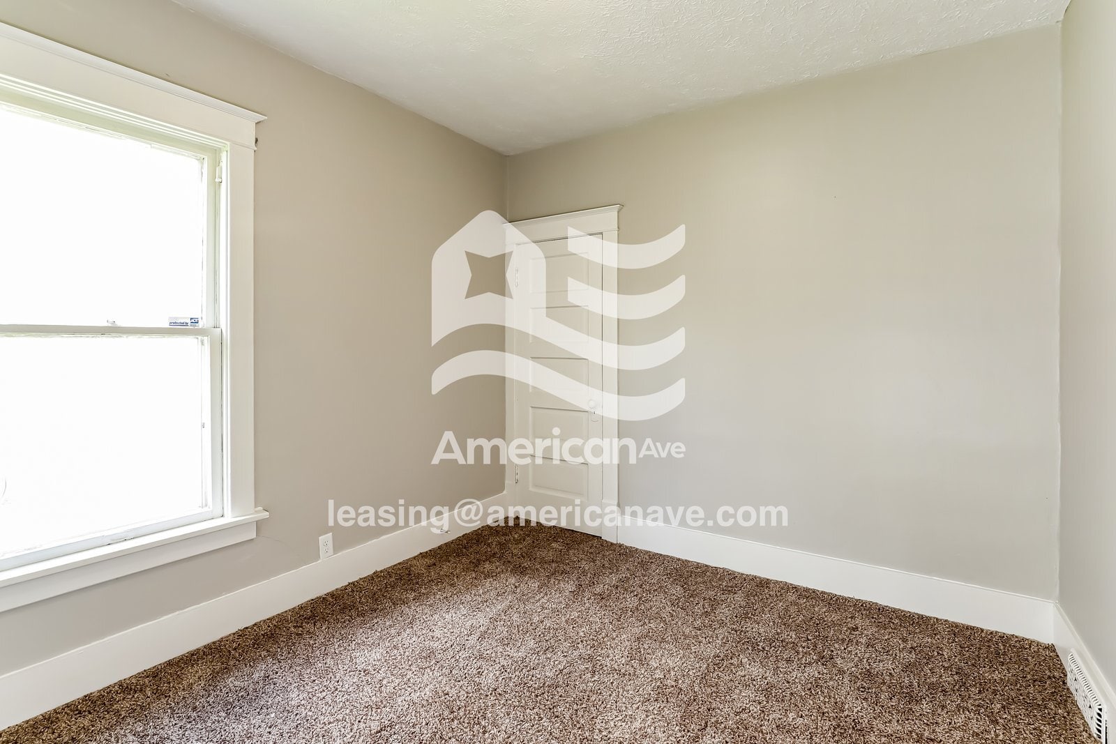 Building Photo - 2859 Corby St