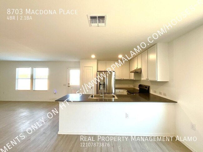 Building Photo - 8703 Macdona Pl