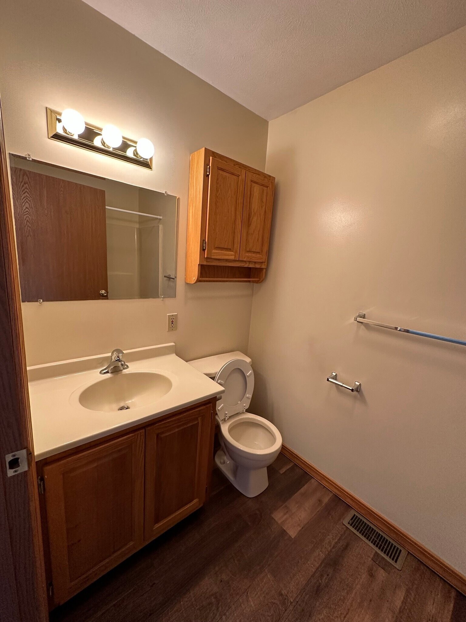 Building Photo - 350 N 100 E