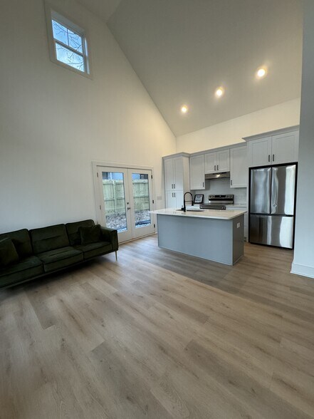 Building Photo - 2569 Hosea L Williams Dr SE