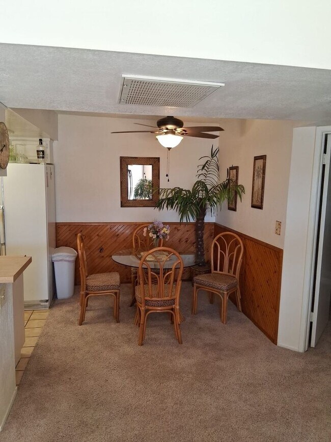 Building Photo - Dream Riverfront 2BR Condo in Bullhead City