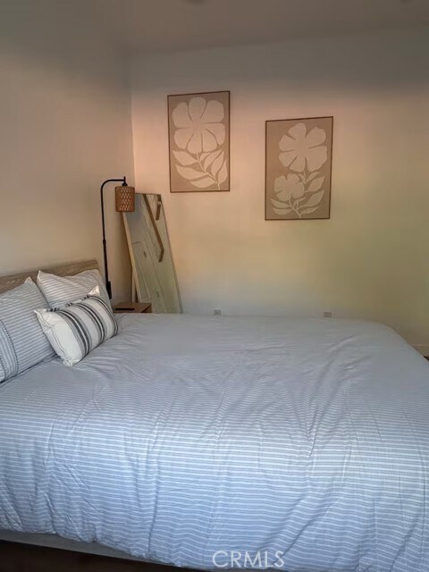 Building Photo - 311 W Green St