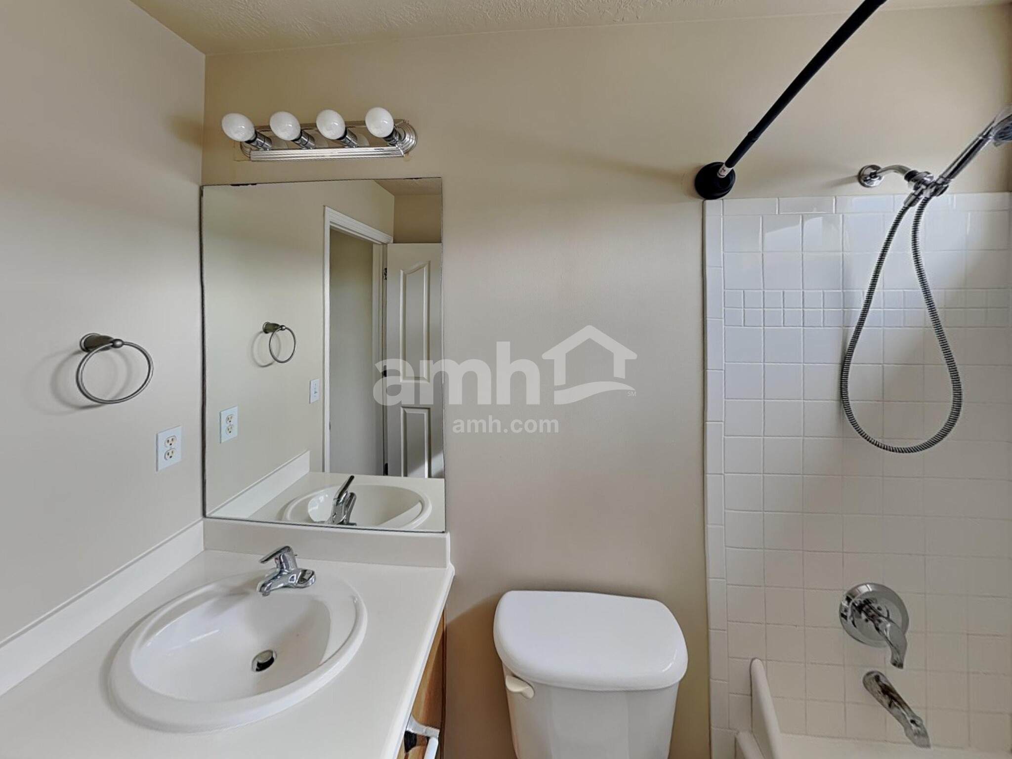 Building Photo - 4968 W Diamondback Dr