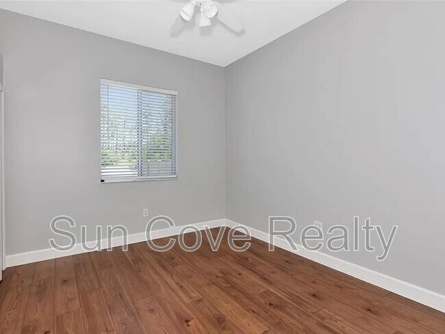 Building Photo - 6407 213th St E