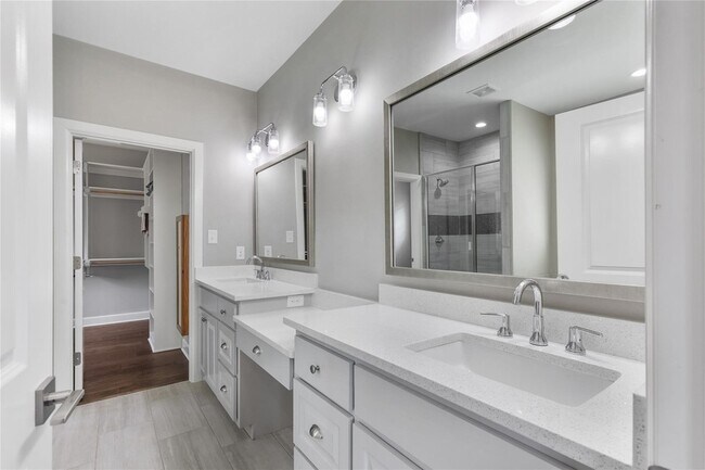 Building Photo - 3813 Melrose Trl