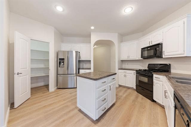 Building Photo - 1164 Roping Reins Way