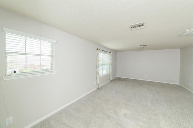 Building Photo - 5318 Fossil Stone Ln