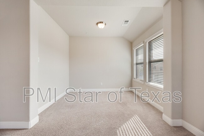 Building Photo - 4529 Titus Cir