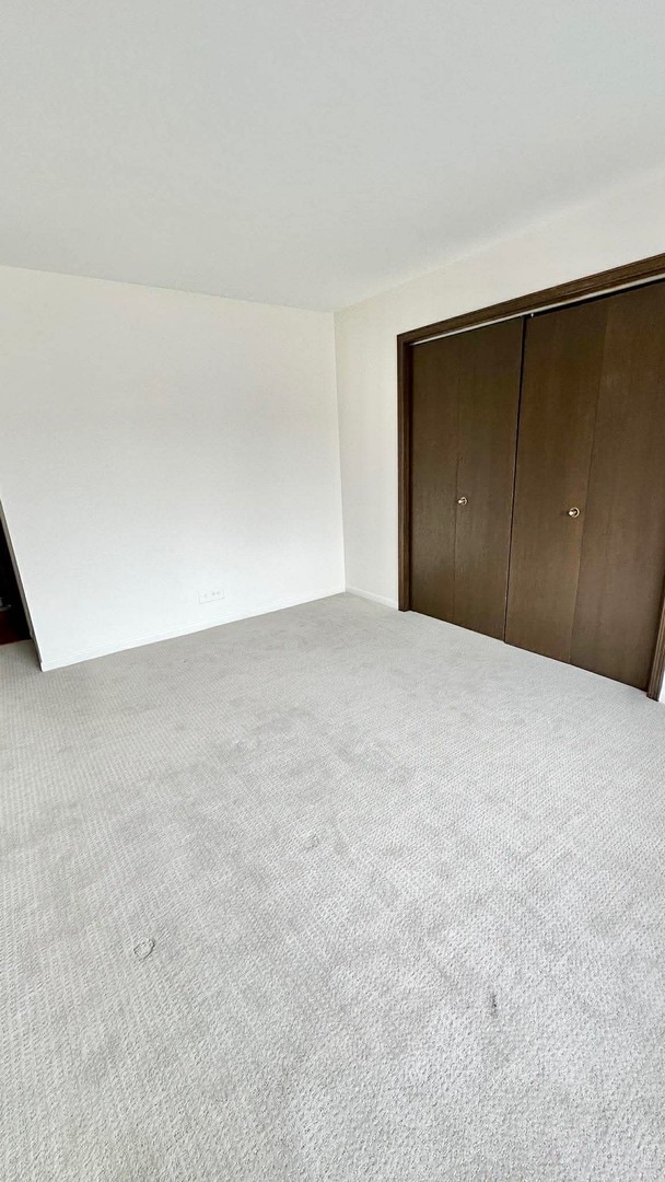 Building Photo - 2500 Windsor Mall